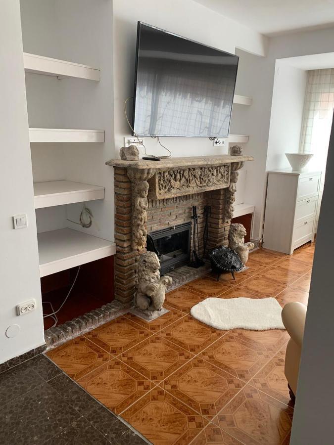 Apartamento Mooi En Erg Ruim Met Openhaard