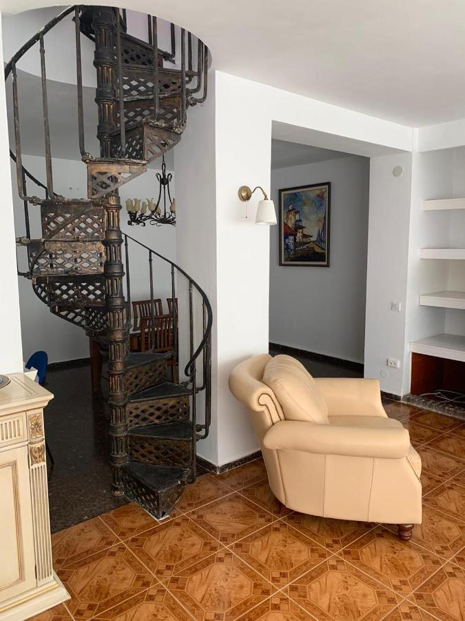 Apartamento Mooi En Erg Ruim Met Openhaard